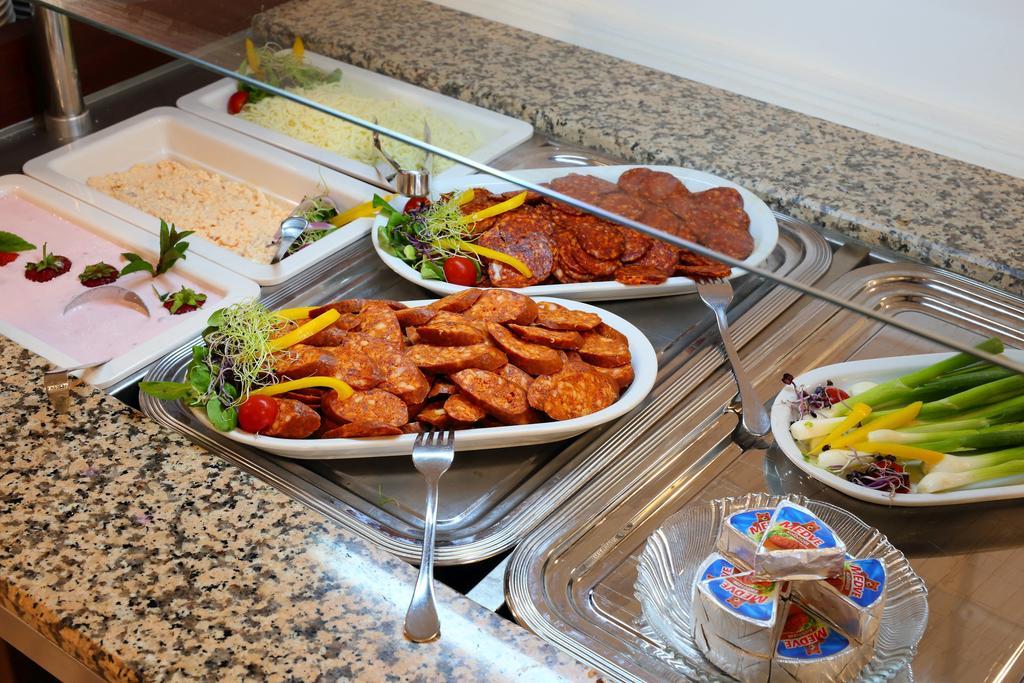 Hotel Margareta Balatonfüred Екстериор снимка